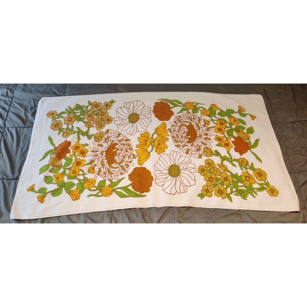 VTG 1970s Floral Beach Towel Yellow & Orange Botanical Print, USA Made 46" x 25